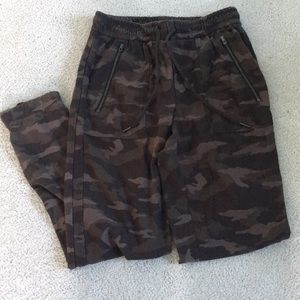 Althleta camo sweatpants